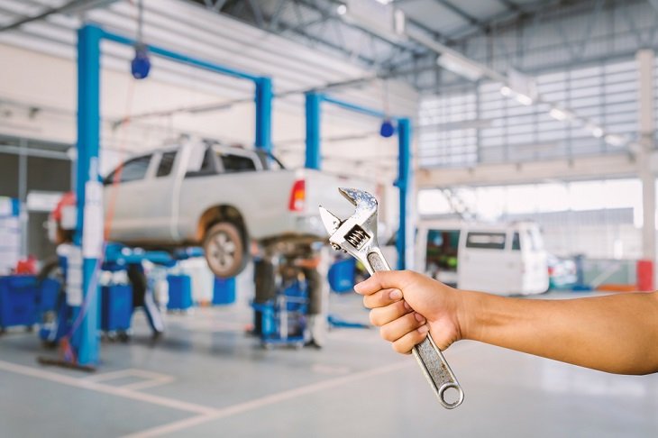 Why Car Servicing Noida Is Essential For Optimal Performance