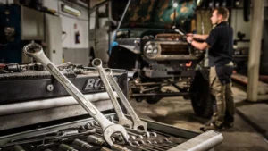 Get Nearby Car Workshop In At Your Location  Get Nearby Car Workshop In At Your Location