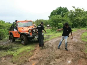 24x7 Roadside Assistance Mahindra 24x7 Roadside Assistance Mahindra