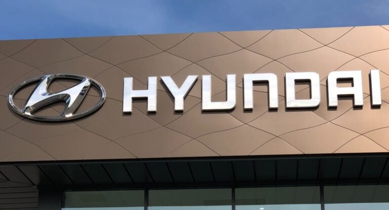 Why Hyundai Roadside Service Is A Must-Have For Every Drive